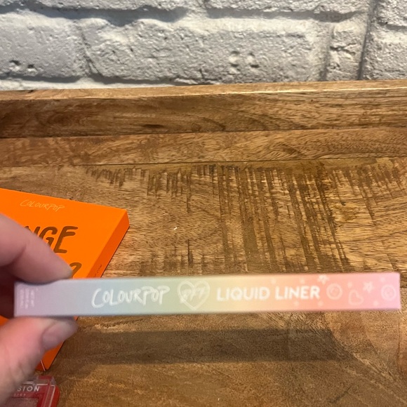 Colourpop Orange You Glad Palette, The Hills Liquid Liner, Super Shock Shadow - Picture 7 of 11